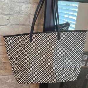 Old Navy Geometric Black and White Tote